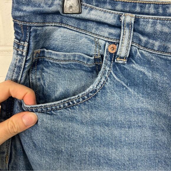 American Eagle Distressed Knee Mom Jeans Size 18 Long - Picture 8 of 10